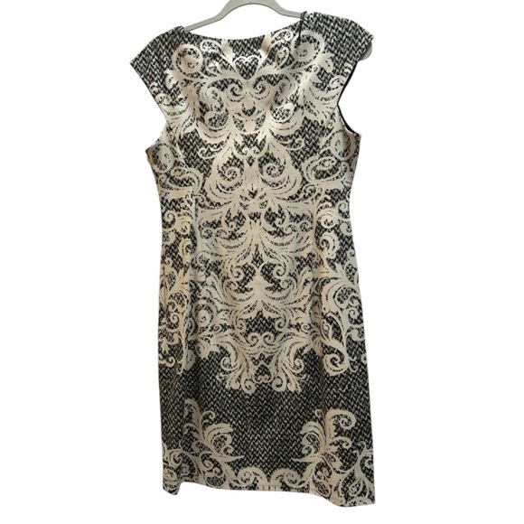 London Times Women's multi Dress
Size 10 Good condition - Picture 7 of 8